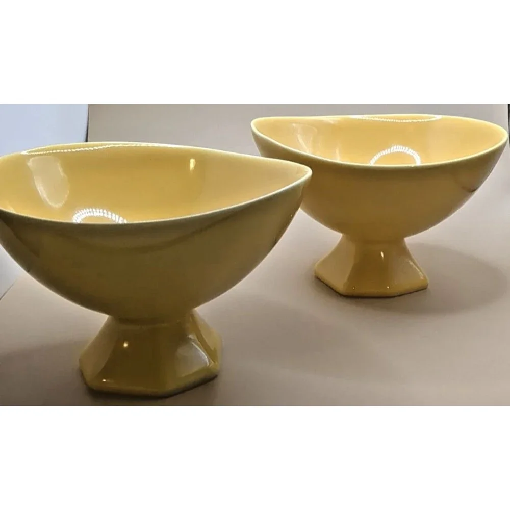 DIANE VON FURSTENBERG DVF Pebblestone Tamarind Yellow Footed Soup/Cereal Bowls